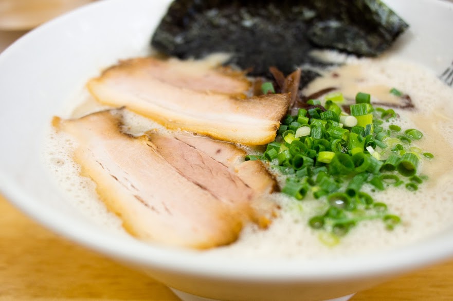 เที่ยวคิวชูด้วยตัวเอง : ราเมงหมูดำ Kanedaya